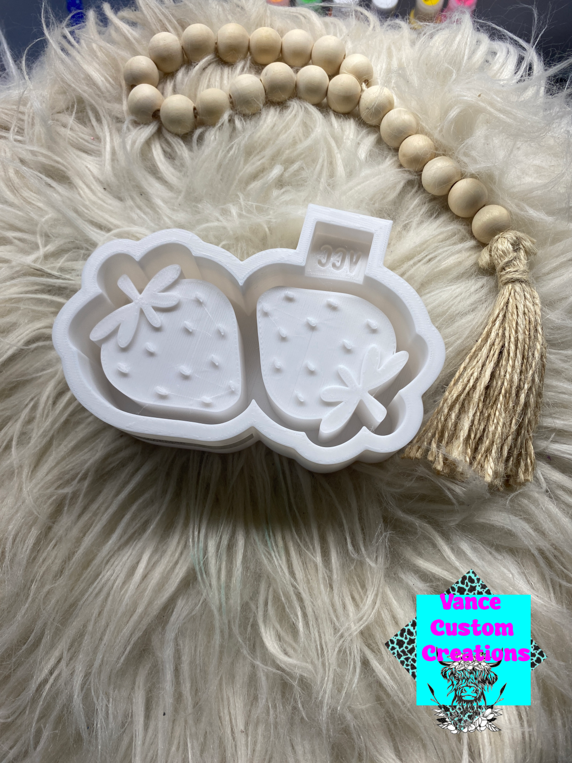 Strawberry Ventclip Mold