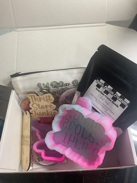 Thrift Store Girl Theme Box