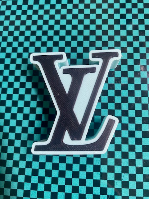 LV Straw Topper