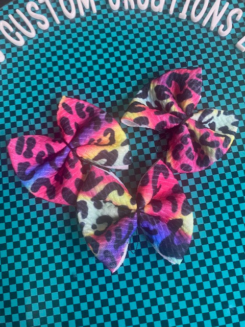 Rainbow Leopard Print Freshie Bow