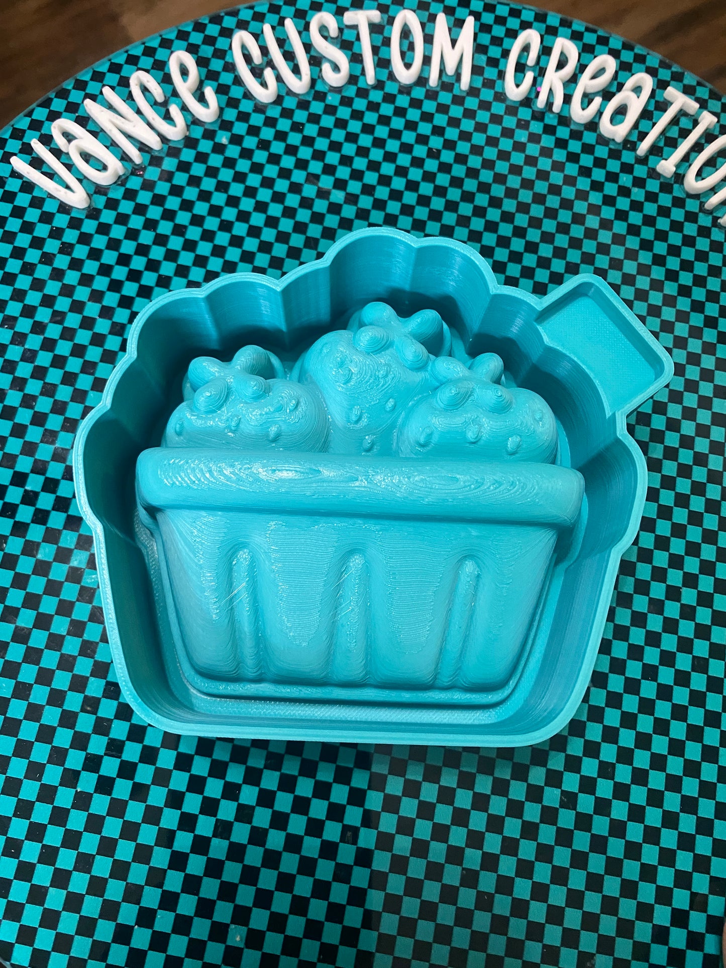 3D Strawberry Basket Freshie Mold