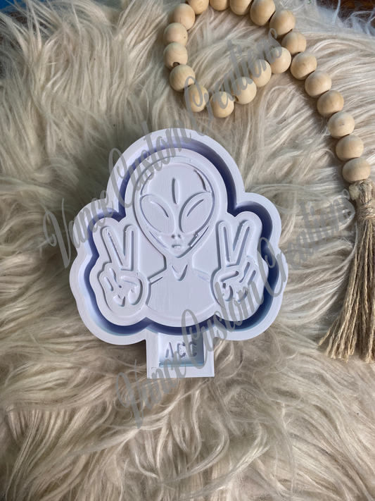 Peace Alien Freshie Mold