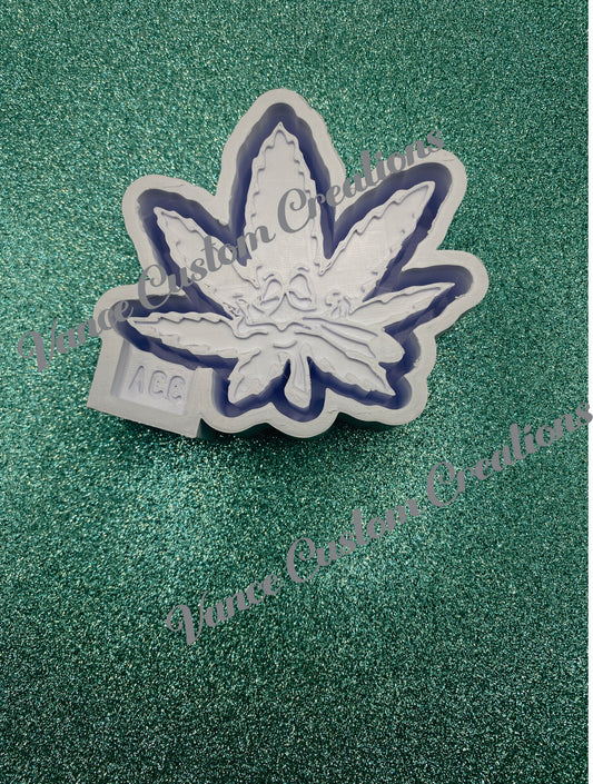 Smokin Leaf/Marijuana