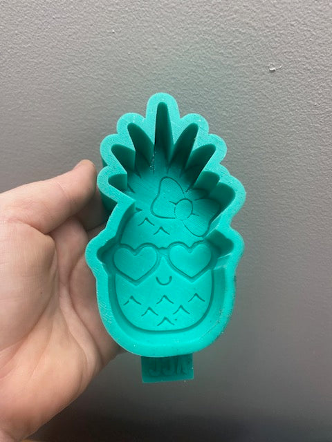 Pineapple With Sunglasses Destash Mold