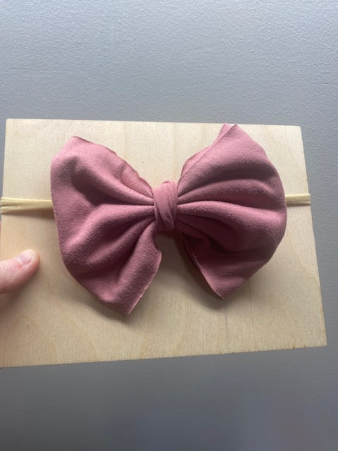 Mauve 5in Bow on Nylon