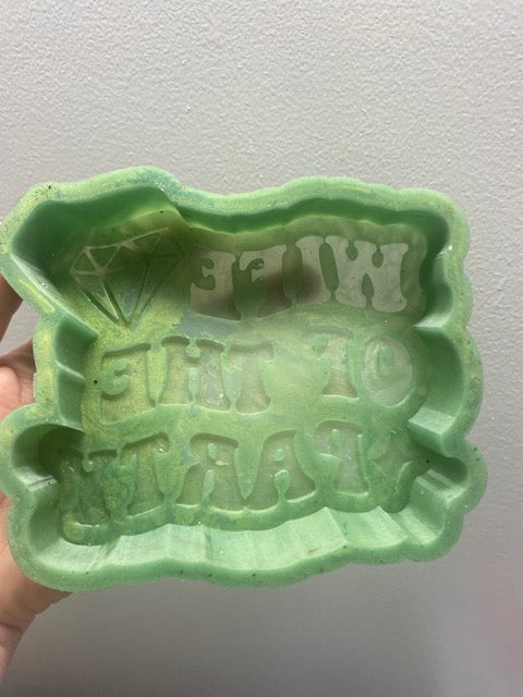Wife of the Party Destash Mold